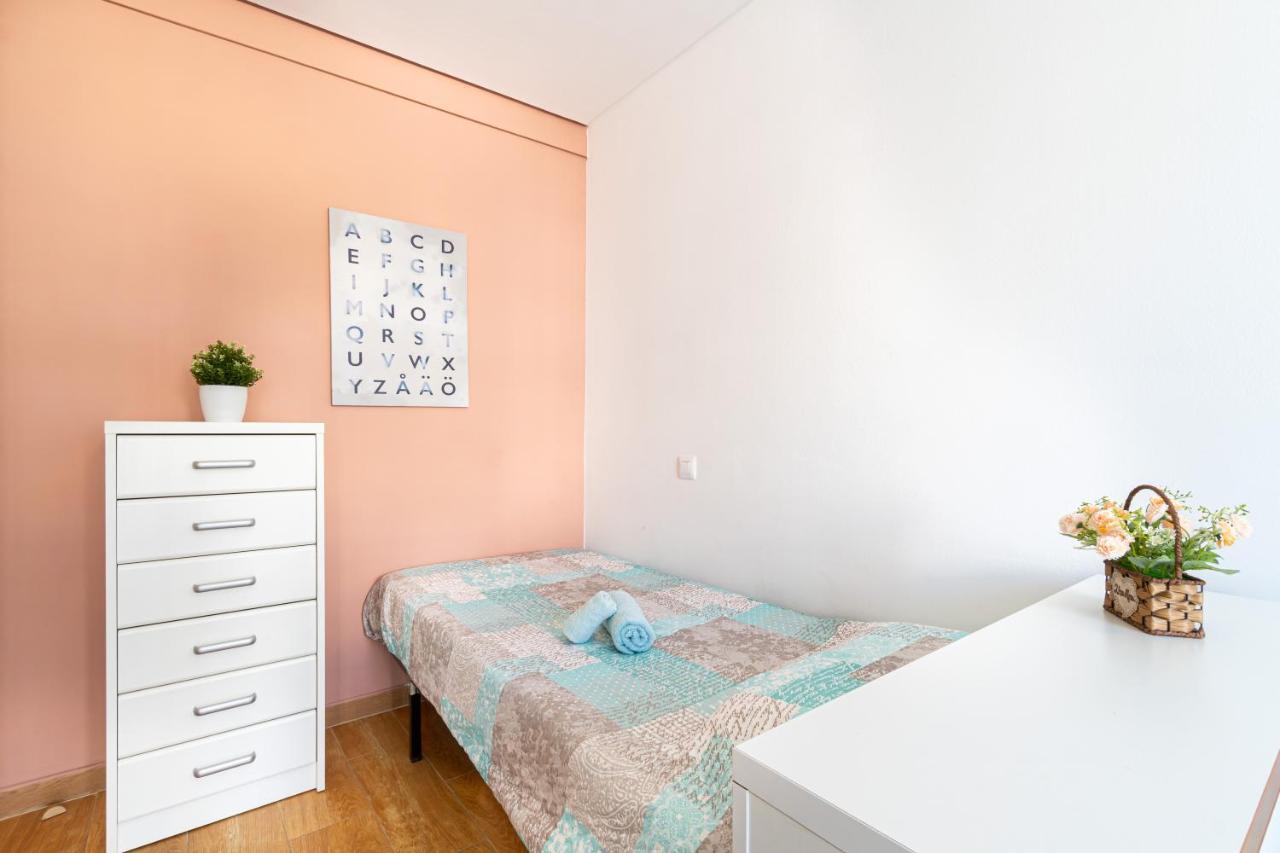 Salou Vista Al Mar Con Parking - 4 Ambientes Apartman Kültér fotó
